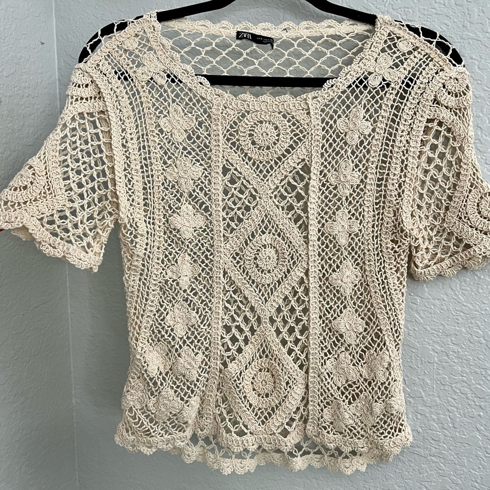 Bohemian Dream Beige Floral Knit Top by Zara - Picture 3 of 8